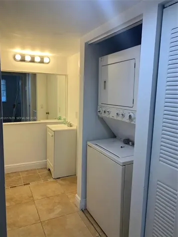 1221 SW 122nd Avenue Miami FL 33184