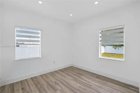 1130 NW 57th Street Miami FL 33127