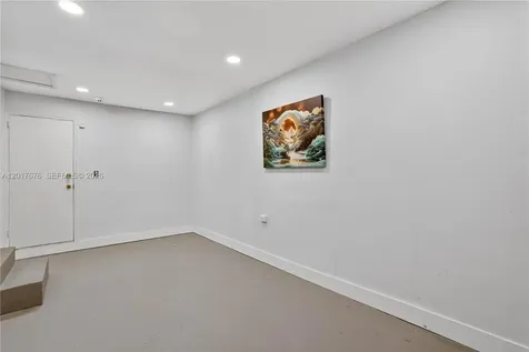 1130 NW 57th Street Miami FL 33127