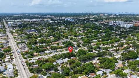 1130 NW 57th Street Miami FL 33127