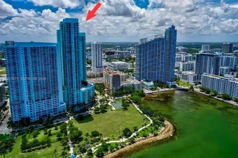 Miami FL 33132