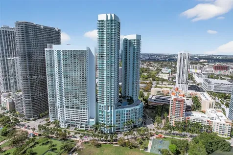 Miami FL 33132