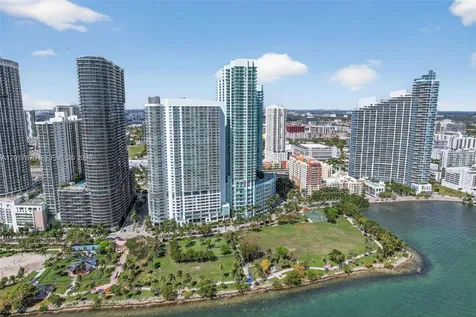 Miami FL 33132