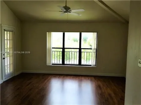 3992 NW 87th Avenue Sunrise FL 33351