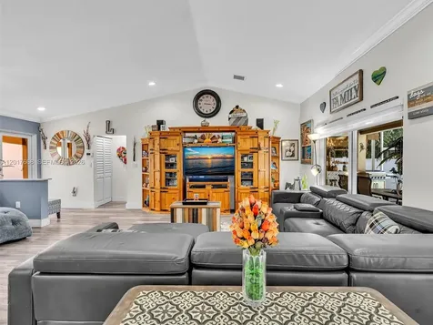 13621 SW 21st Street Miramar FL 33027