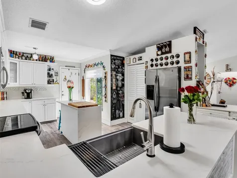 13621 SW 21st Street Miramar FL 33027