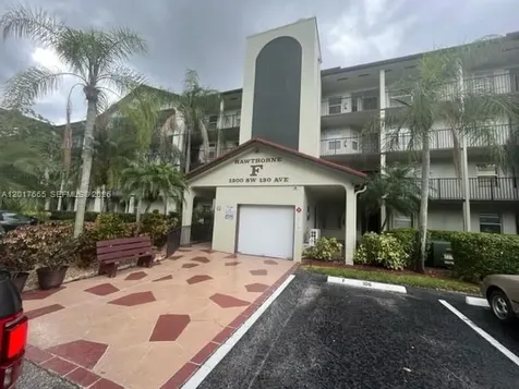 1300 SW 130th Avenue Pembroke Pines FL 33027