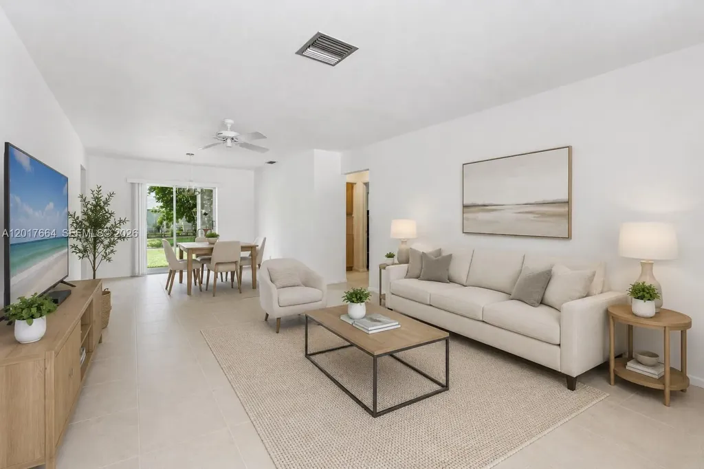3925 Washington Street Hollywood FL 33021