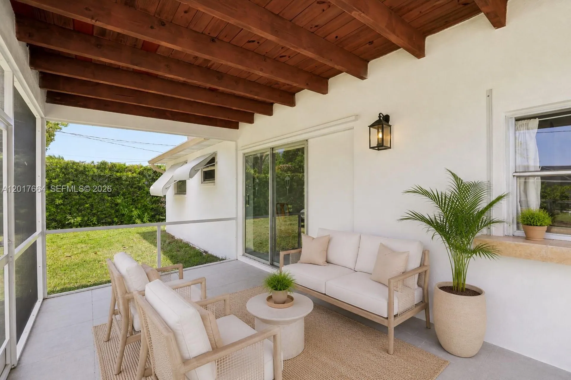 3925 Washington Street Hollywood FL 33021