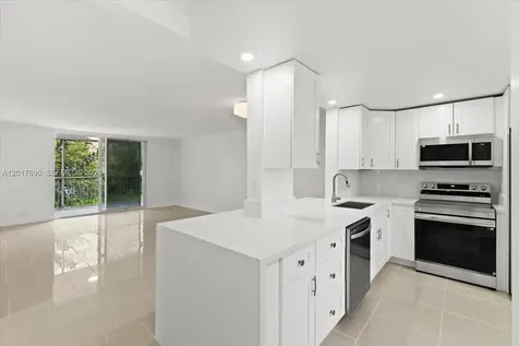 319 NE 14th Avenue Hallandale Beach FL 33009