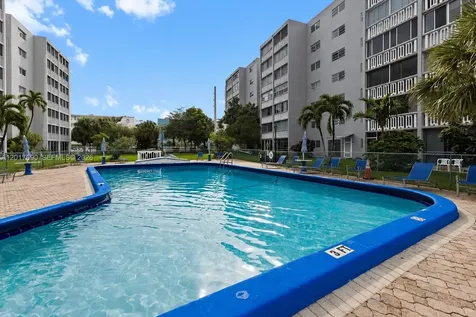 319 NE 14th Avenue Hallandale Beach FL 33009