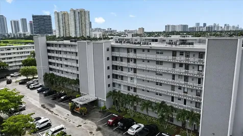 319 NE 14th Avenue Hallandale Beach FL 33009