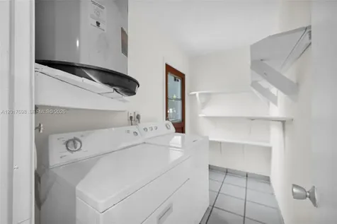 244 NW 43rd Street Miami FL 33127
