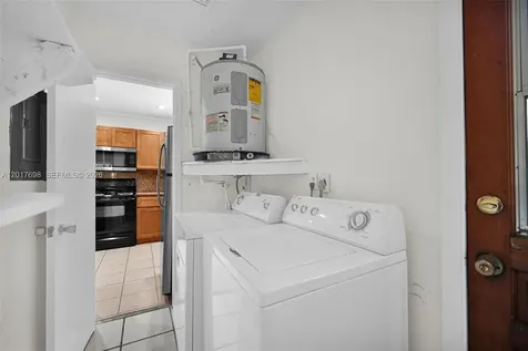 244 NW 43rd Street Miami FL 33127