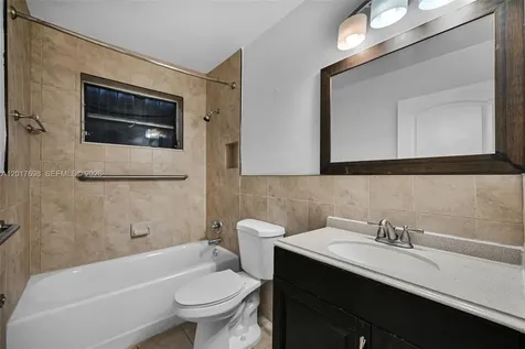 244 NW 43rd Street Miami FL 33127