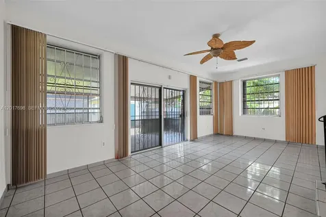 244 NW 43rd Street Miami FL 33127