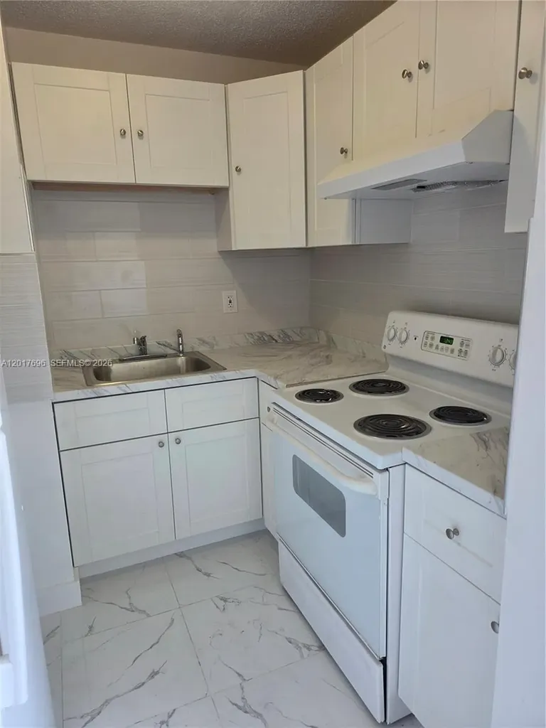 7275 W 24th Avenue Hialeah FL 33016