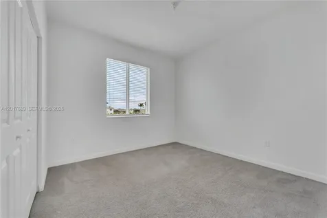 725 SE 14th Court Homestead FL 33034