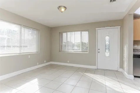 4030 NW 8th Terrace Oakland Park FL 33309
