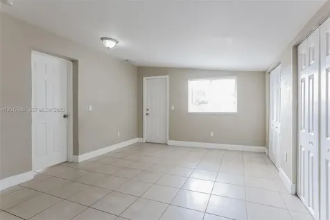 4030 NW 8th Terrace Oakland Park FL 33309