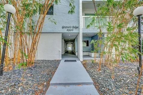2920 SW 28th Terrace Miami FL 33133
