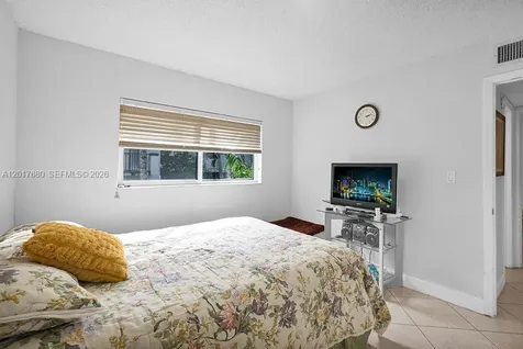 2920 SW 28th Terrace Miami FL 33133