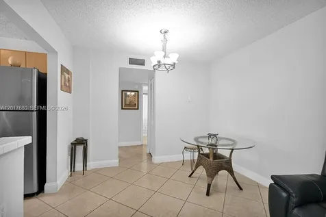 2920 SW 28th Terrace Miami FL 33133