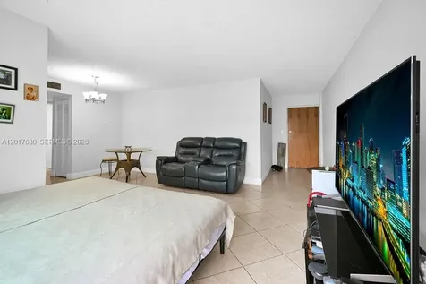 2920 SW 28th Terrace Miami FL 33133