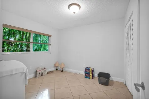 2920 SW 28th Terrace Miami FL 33133