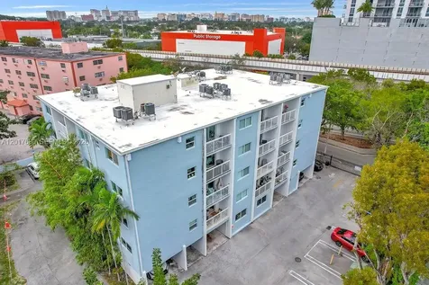 2920 SW 28th Terrace Miami FL 33133