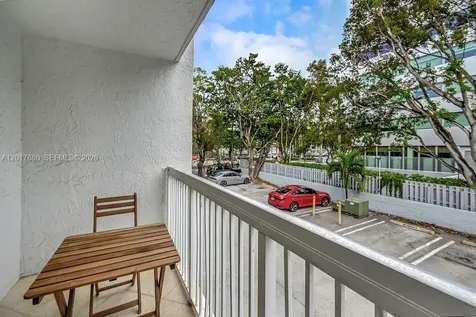 2920 SW 28th Terrace Miami FL 33133