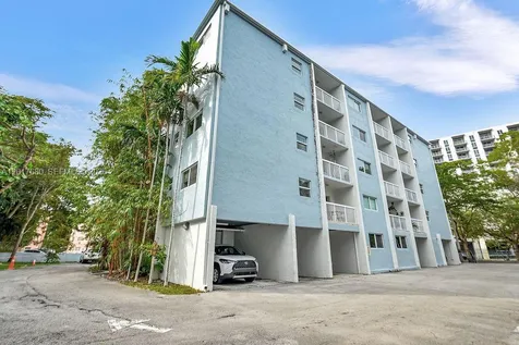 2920 SW 28th Terrace Miami FL 33133