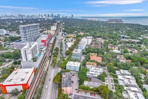 2920 SW 28th Terrace Miami FL 33133