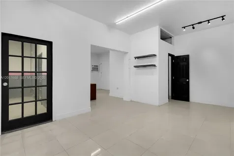4725 E 10th Avenue Hialeah FL 33013