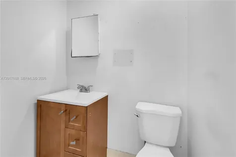 4725 E 10th Avenue Hialeah FL 33013
