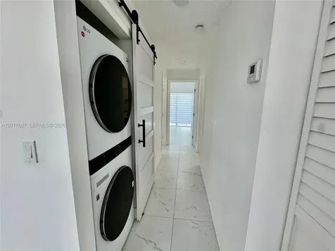 421 NW 13th Avenue Miami FL 33125