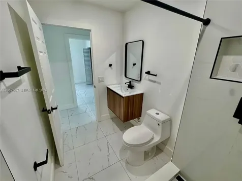 421 NW 13th Avenue Miami FL 33125