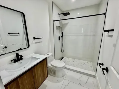 421 NW 13th Avenue Miami FL 33125
