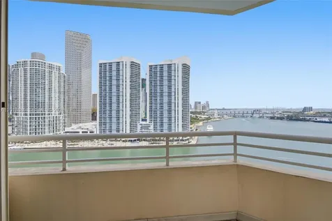 888 Brickell Key Drive Miami FL 33131