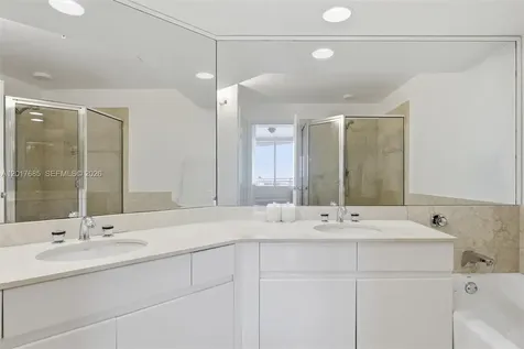 888 Brickell Key Drive Miami FL 33131