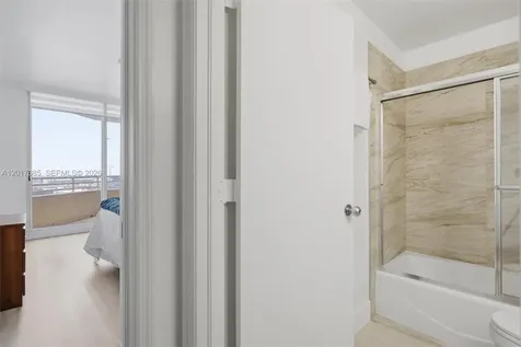 888 Brickell Key Drive Miami FL 33131