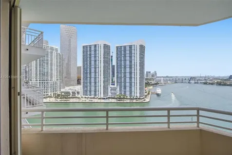 888 Brickell Key Drive Miami FL 33131
