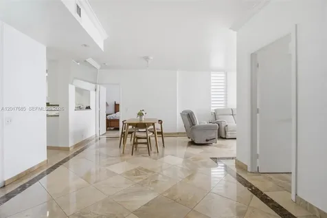 888 Brickell Key Drive Miami FL 33131