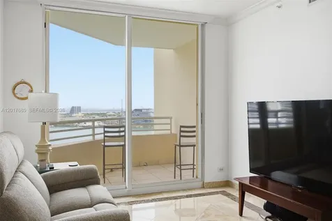 888 Brickell Key Drive Miami FL 33131