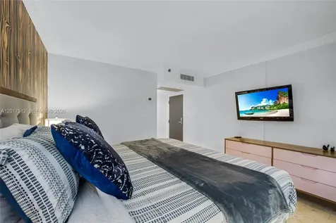 19201 Collins Avenue Sunny Isles Beach FL 33160