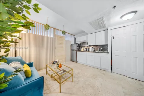 19201 Collins Avenue Sunny Isles Beach FL 33160