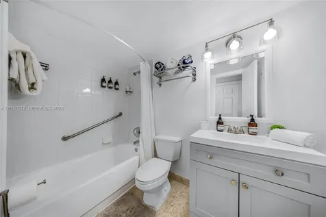 19201 Collins Avenue Sunny Isles Beach FL 33160