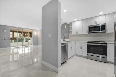7100 NW 17th Street Plantation FL 33313