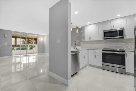 7100 NW 17th Street Plantation FL 33313