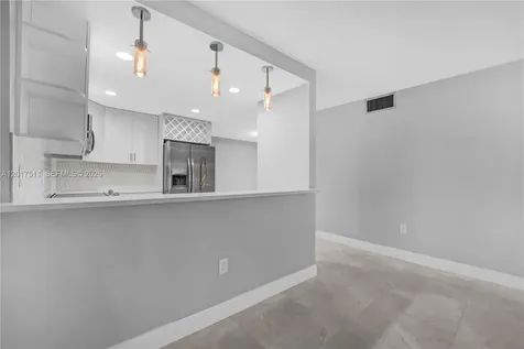 7100 NW 17th Street Plantation FL 33313